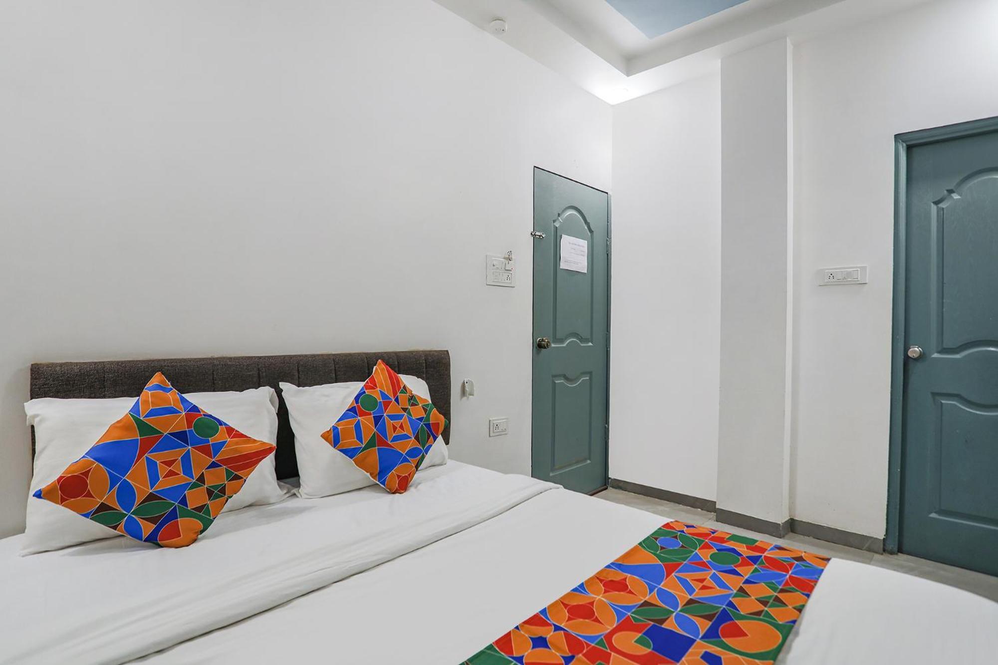 OYO 90399 Pramila Prakash Hotel Nagpur Bagian luar foto